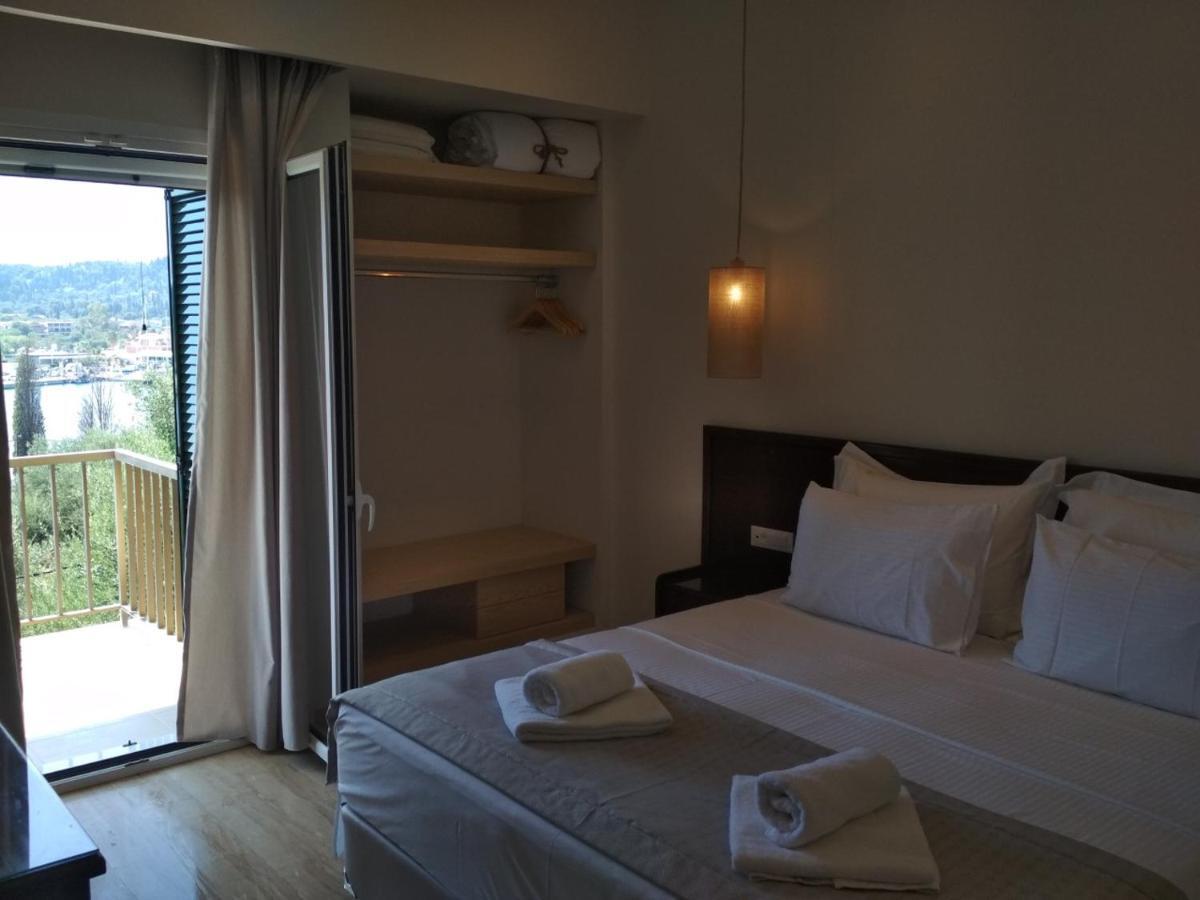 Villa Eftichia Hotel Apartments & Studios คอนโตกาลิ ภายนอก รูปภาพ